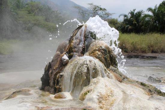 Uganda Rwanda Hidden Safaris